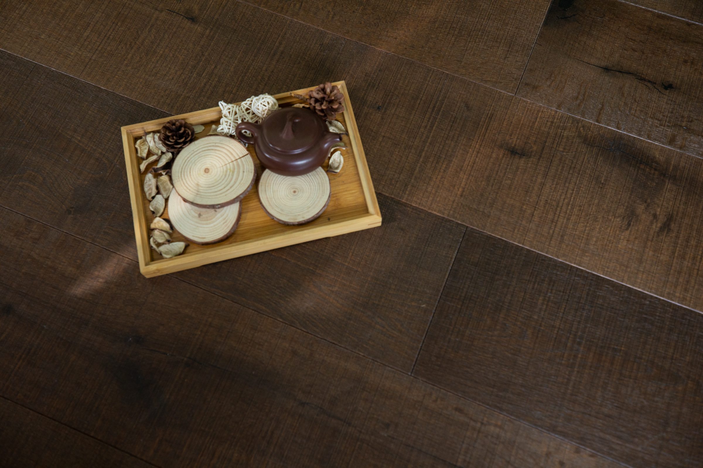 Long strip flooring